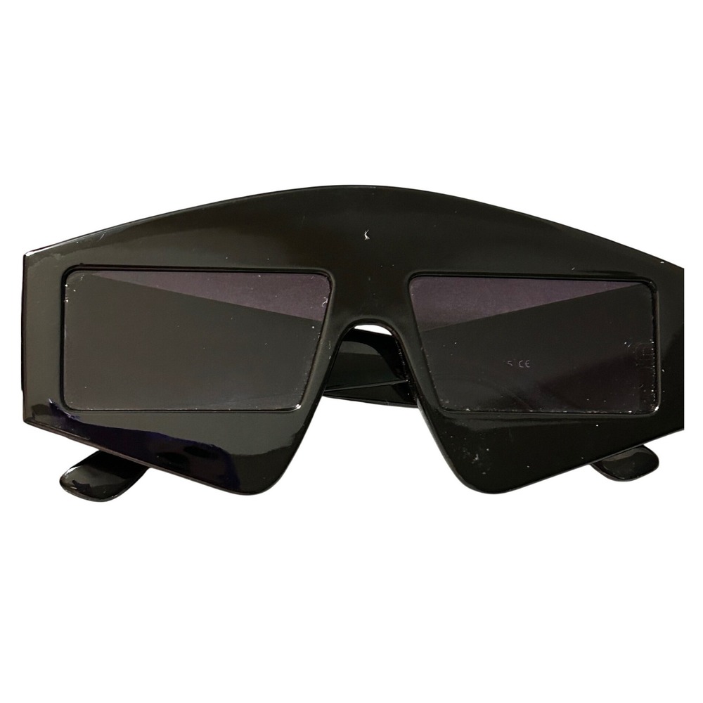 Unbranded Oversized Geometric Shield Sunglasses Black Gold Logo 5726 58-16-145‎
